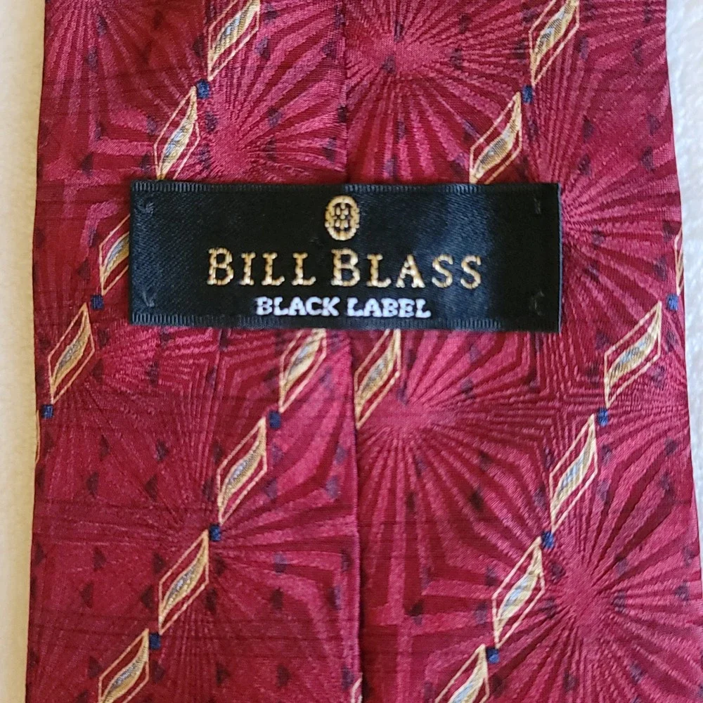 Bill Blass Necktie Mens OS Burgundy Geometric‎ Sunburst Silk Black Label Tie